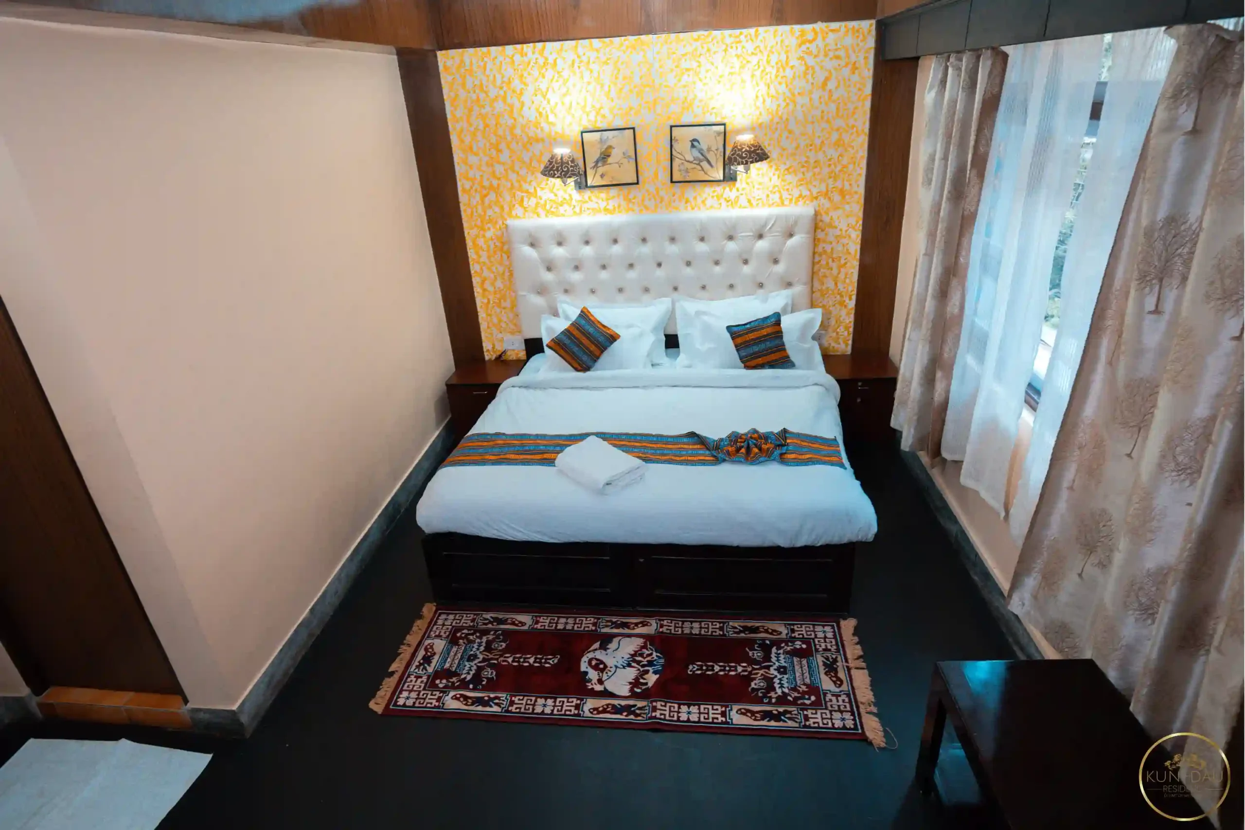 Deluxe Room Street View Photo 8